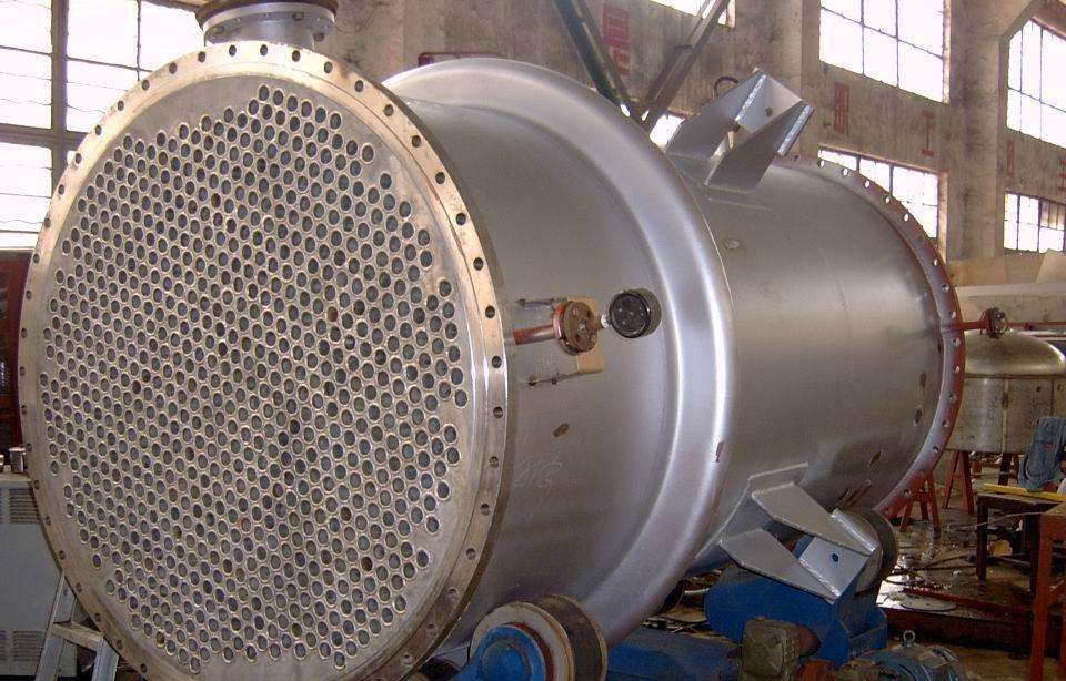 螺旋板換熱器的特點: 螺旋板換熱器的特點: