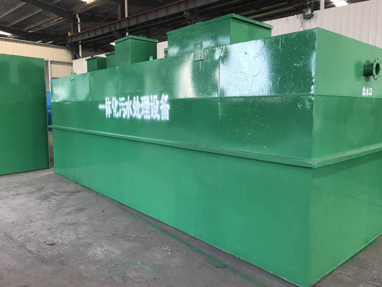 一體化污水處理設備需用在消毒殺菌罐中添加消毒劑: 一體化污水處理設備需用在消毒殺菌罐中添加消毒劑: